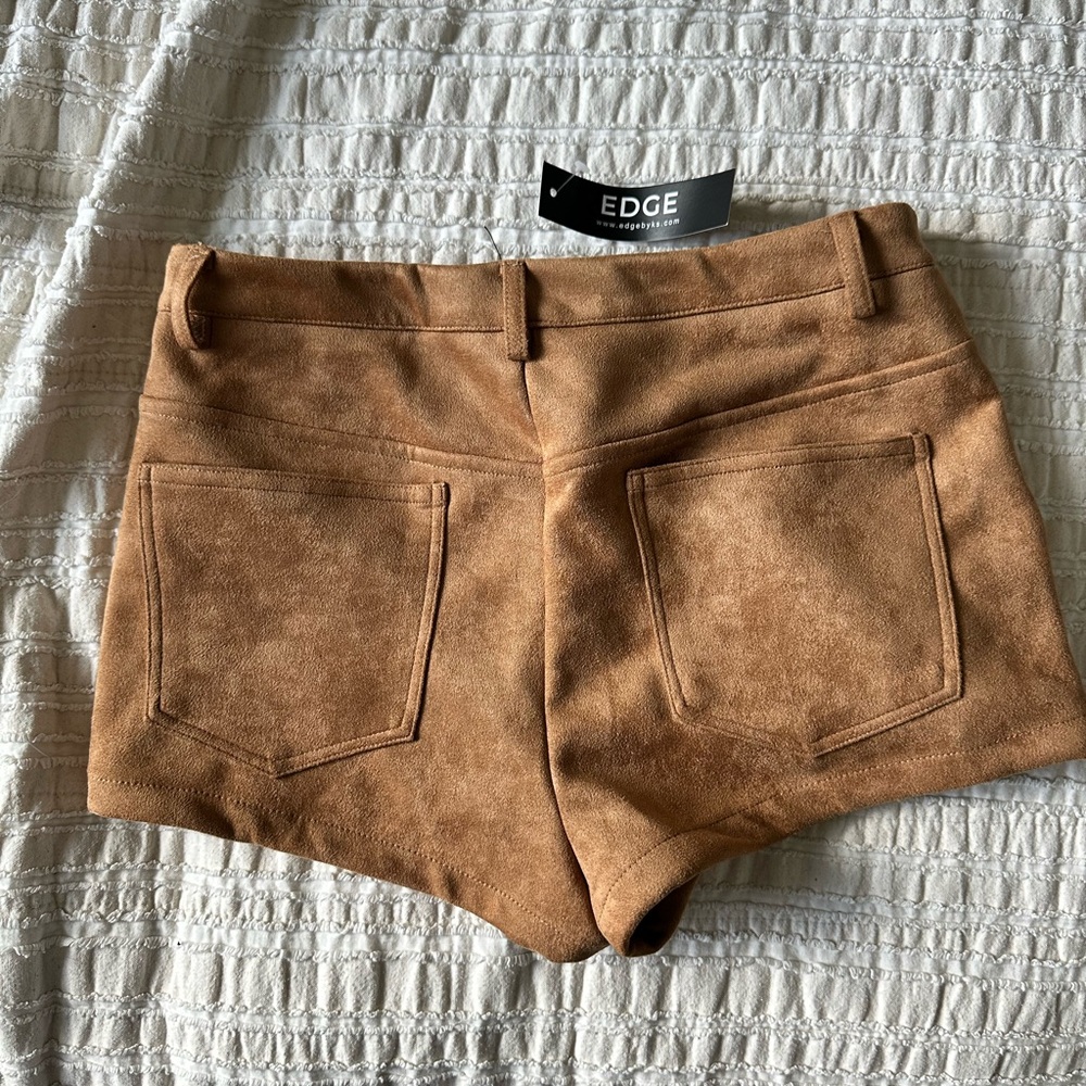suede mini shorts - Picture 3 of 5